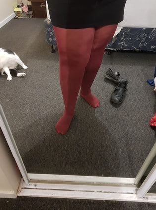  Pamela Mann Curvy 90 Denier Tights in Burgundy by Carmen Burns