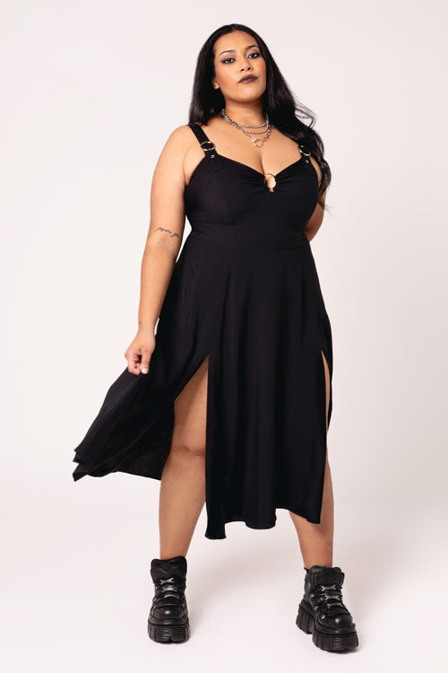 hell bunny maxi dress Hell Bunny Morgana Midi Maxi Dress in Black with Metal Ring Hardware –  Kitty Deluxe