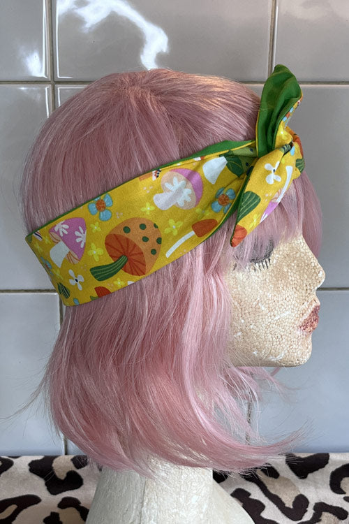 Reversible Wired Headband in Mushroom Print and Green