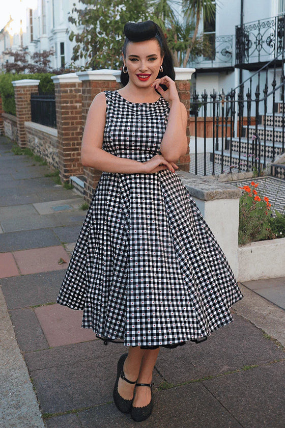 Lady Vintage Hepburn Dress in Heart Gingham