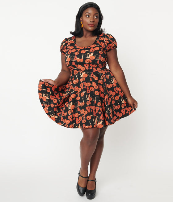 Collectif Zita Skater Dress in Pumpkins and Cats print