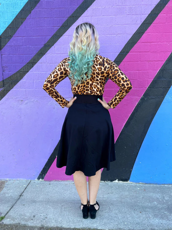 Retrolicious Mock Turtleneck Top in Leopard